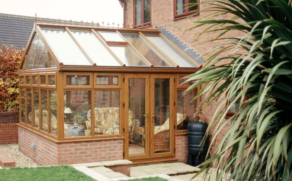 Gable-End conservatories in Worksop - a grand finish and perfect for creating large, light-filled features spaces